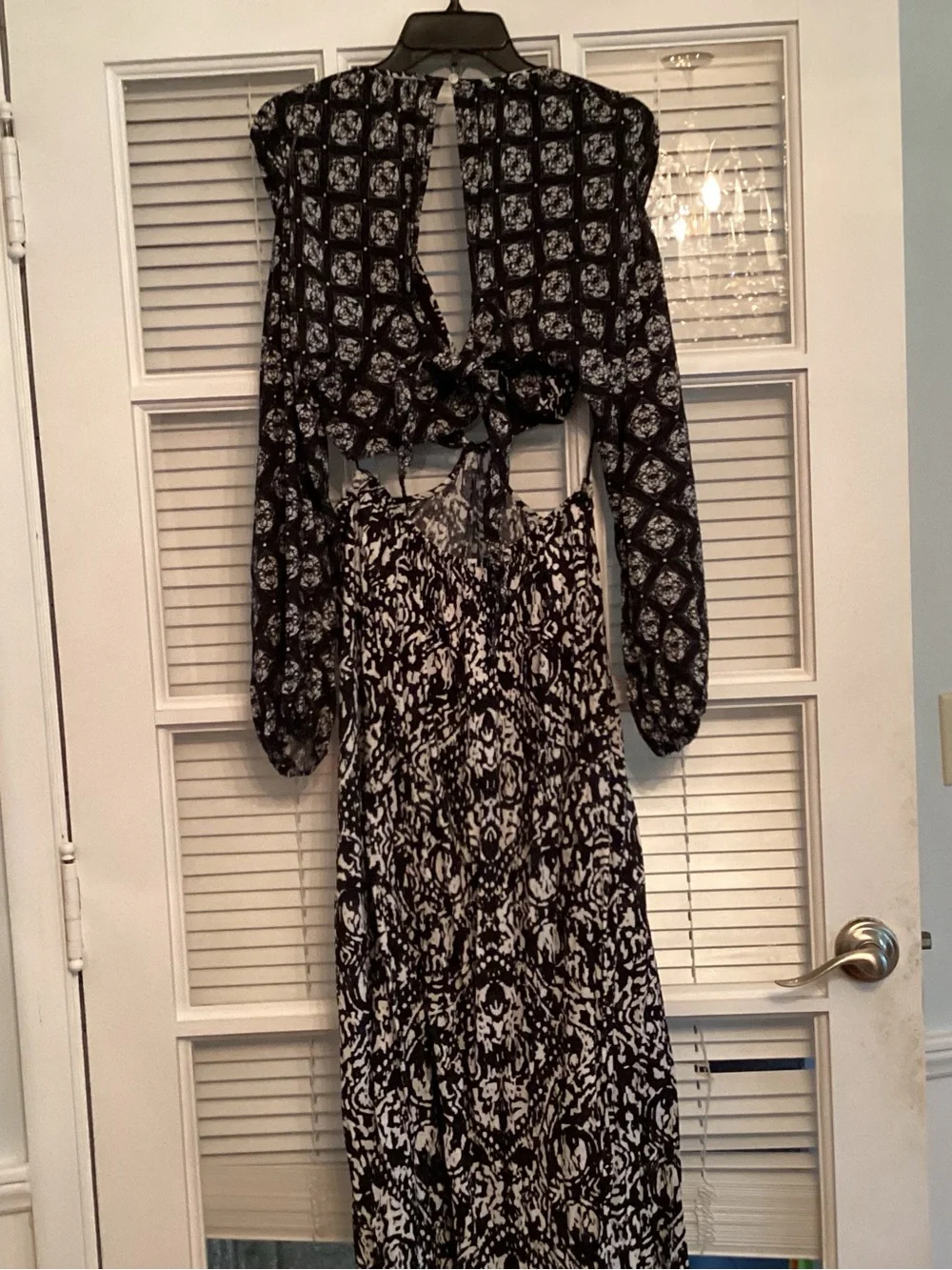 Abercrombie & Fitch Black and White Cutout Maxi Dress